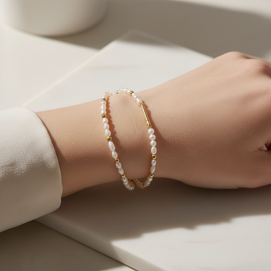 Perlenarmband mit Gold- oder Silberkugeln, Detailansicht