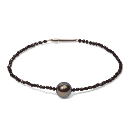 Perlenarmband mit Tahiti und Spinell