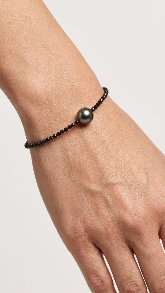 Perlenarmband mit Tahiti und Spinell